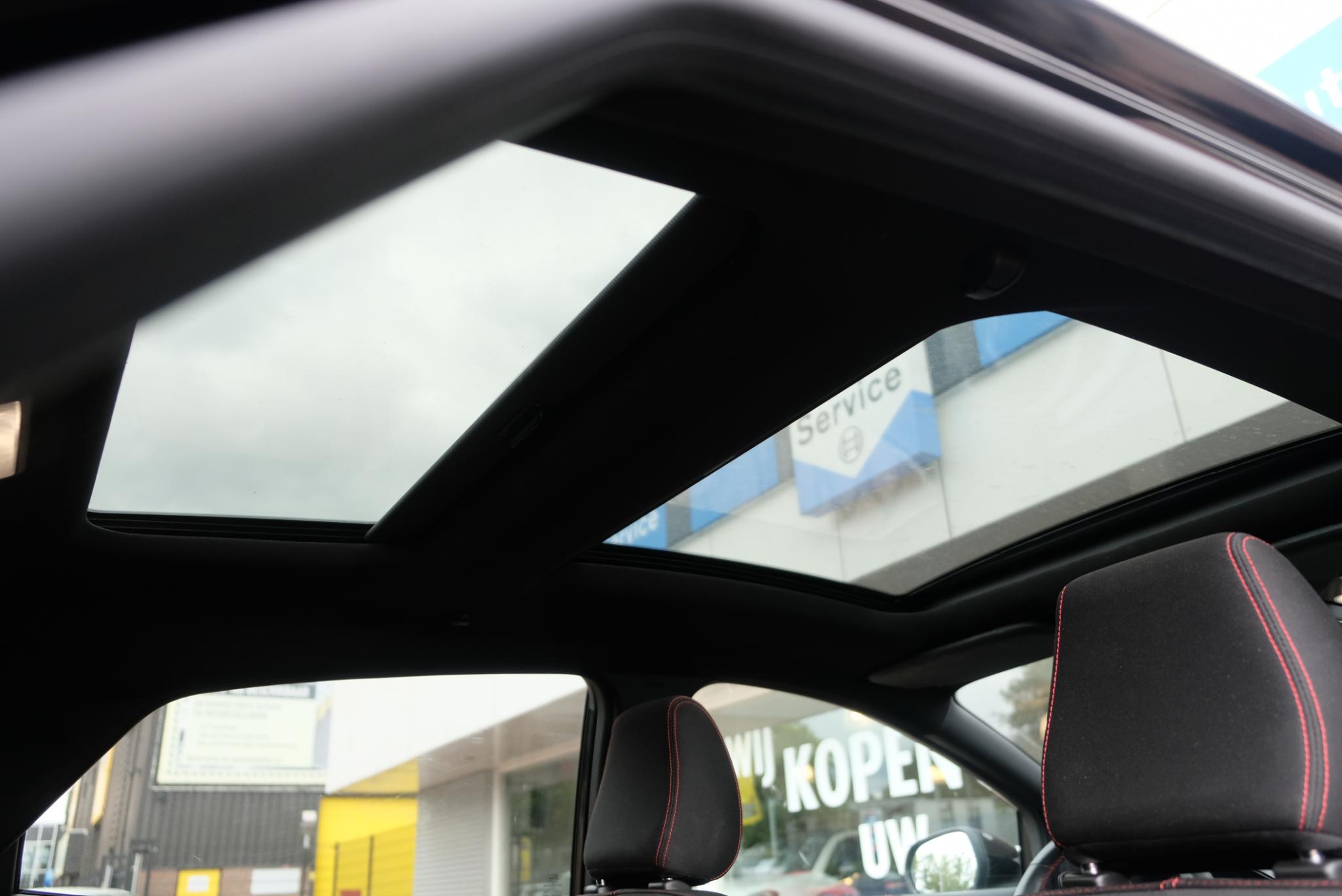 Ford Puma 1.0 EcoBoost Hybrid 155pk ST-Line X Navi | Adaptive Cruise | Panoramadak | Elektrische Achterklep | Trekhaak | Winter Pakket afbeelding 26