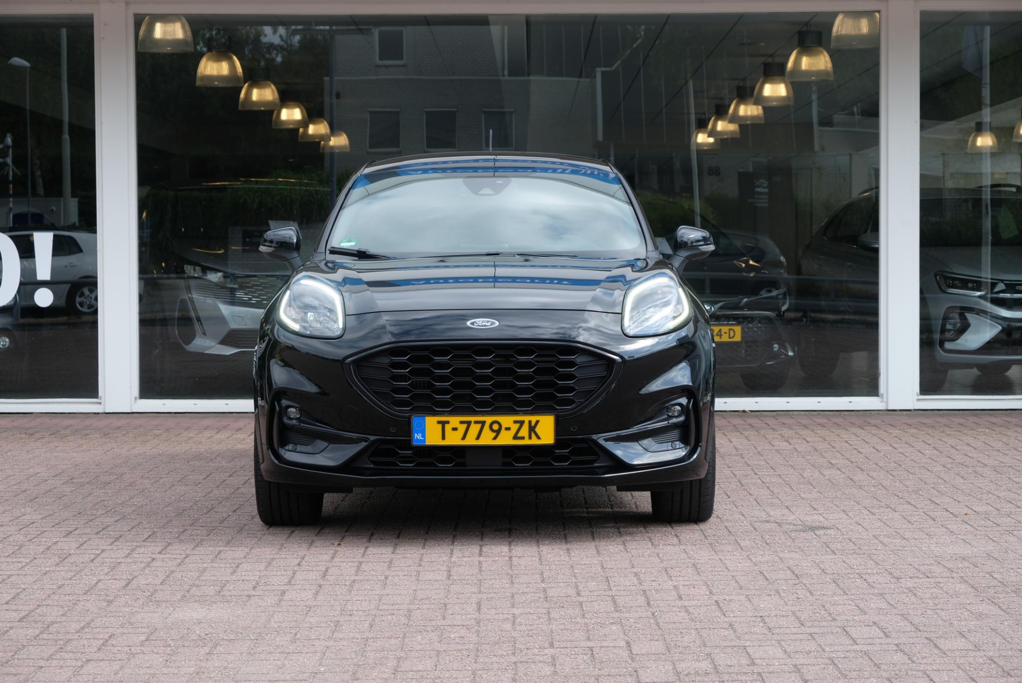 Ford Puma 1.0 EcoBoost Hybrid 155pk ST-Line X Navi | Adaptive Cruise | Panoramadak | Elektrische Achterklep | Trekhaak | Winter Pakket afbeelding 3