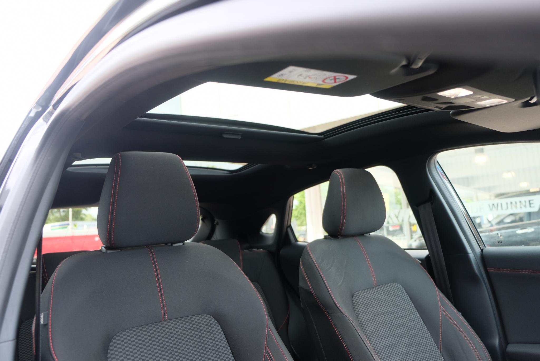 Ford Puma 1.0 EcoBoost Hybrid 155pk ST-Line X Navi | Adaptive Cruise | Panoramadak | Elektrische Achterklep | Trekhaak | Winter Pakket afbeelding 20
