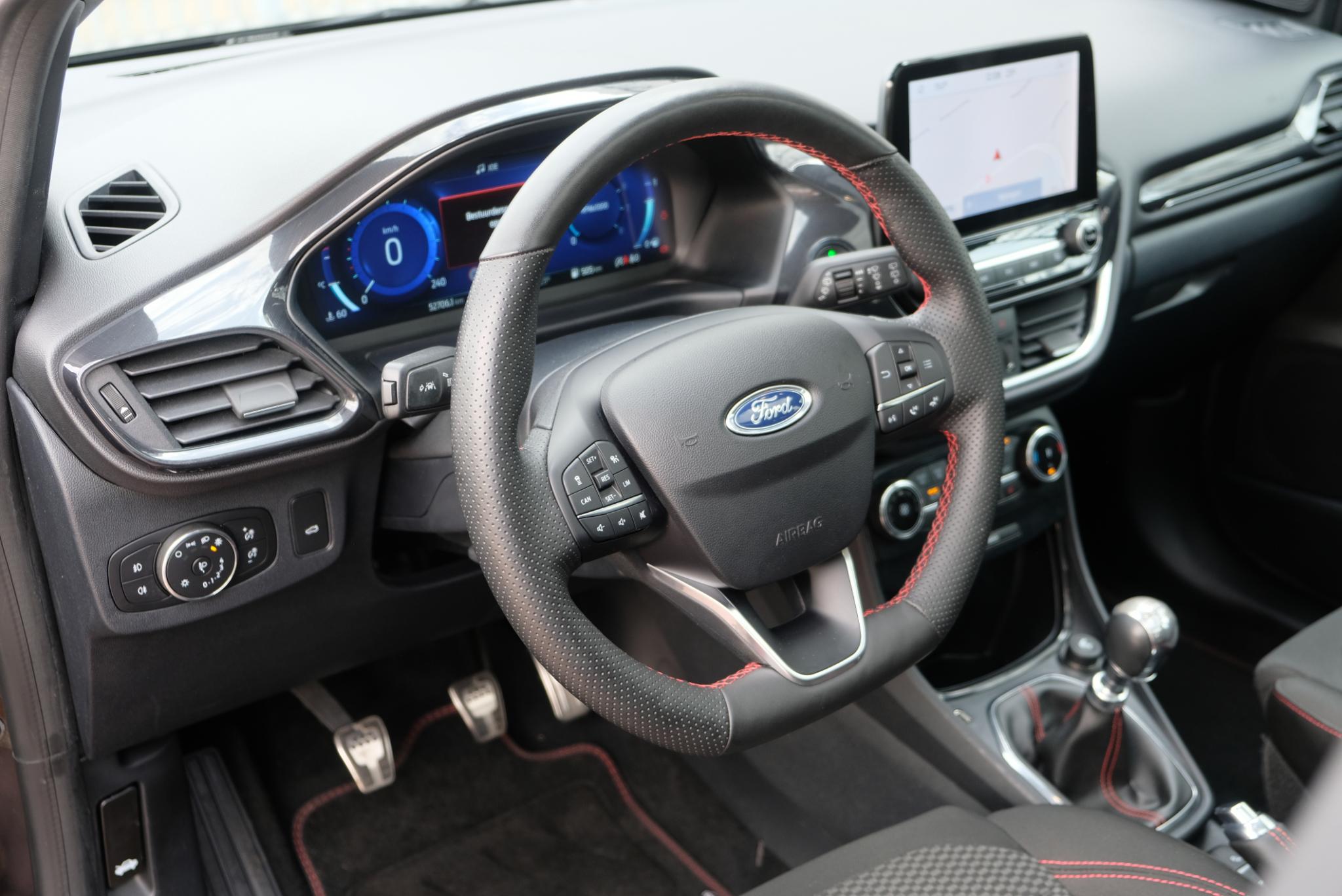 Ford Puma 1.0 EcoBoost Hybrid 155pk ST-Line X Navi | Adaptive Cruise | Panoramadak | Elektrische Achterklep | Trekhaak | Winter Pakket afbeelding 21