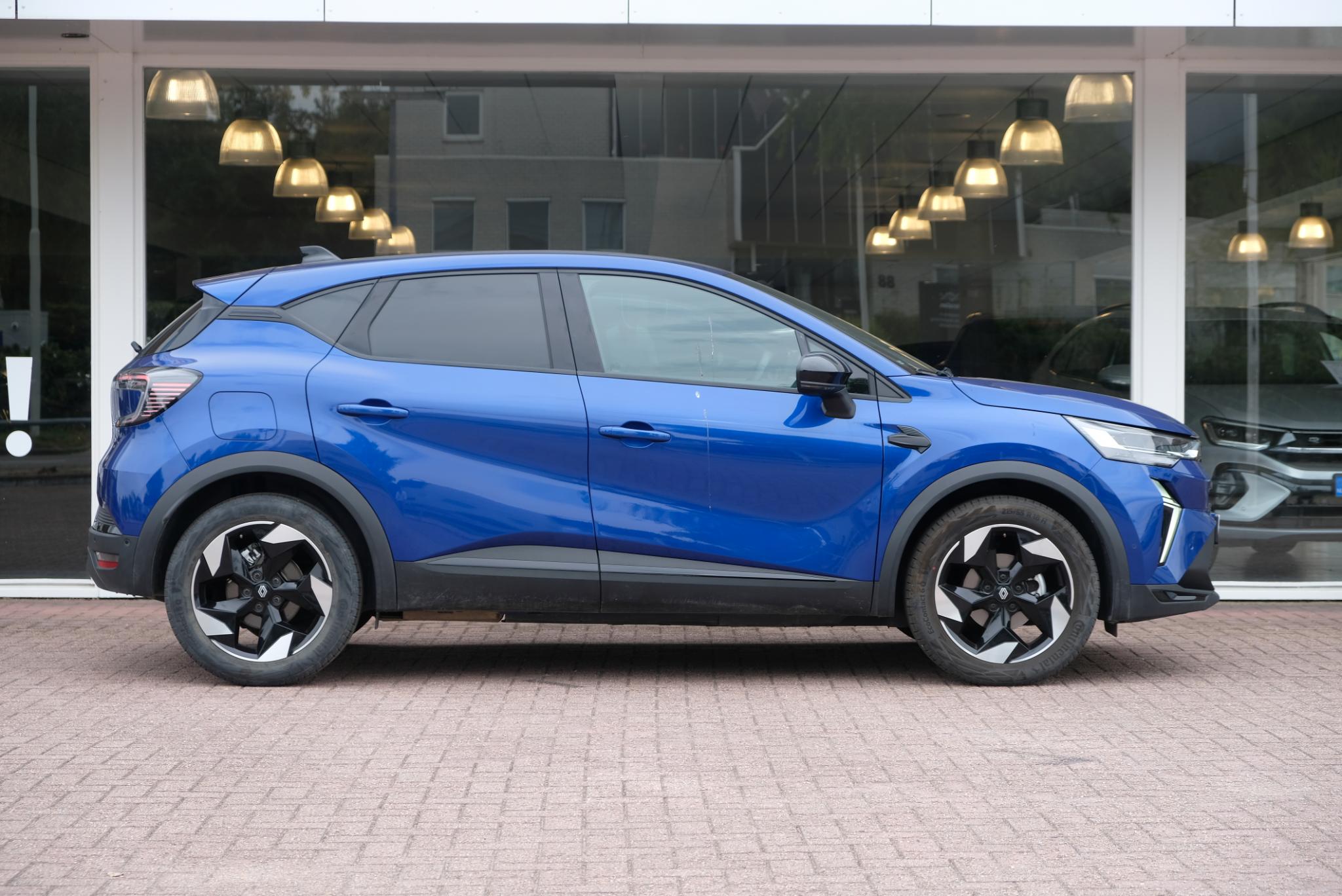 Renault Captur 1.0 TCe 90pk Techno | Navi | App Connect | Cruise | Climate | Camera | Keyless | PDC afbeelding 4