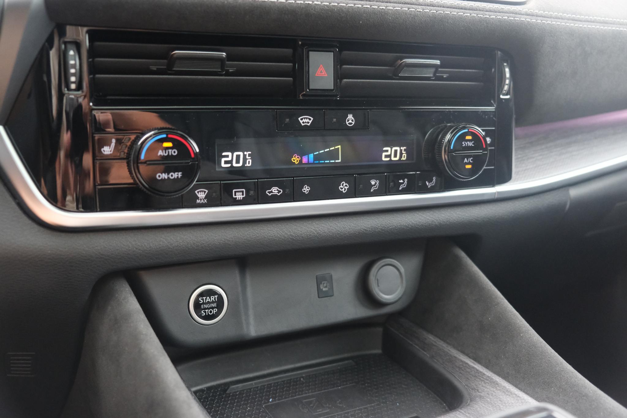 Nissan QASHQAI 1.3 MHEV 158pk Xtronic Tekna Plus | Full LED | Adaptive Cruise | 360° Camera | Leder | Head-up Display | Panoramadak | 20" velgen afbeelding 21