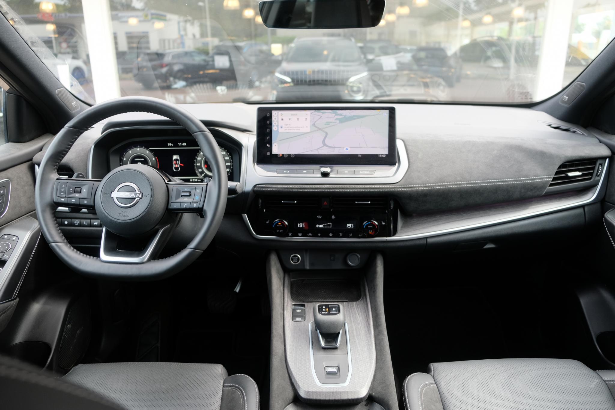 Nissan QASHQAI 1.3 MHEV 158pk Xtronic Tekna Plus | Full LED | Adaptive Cruise | 360° Camera | Leder | Head-up Display | Panoramadak | 20" velgen afbeelding 2