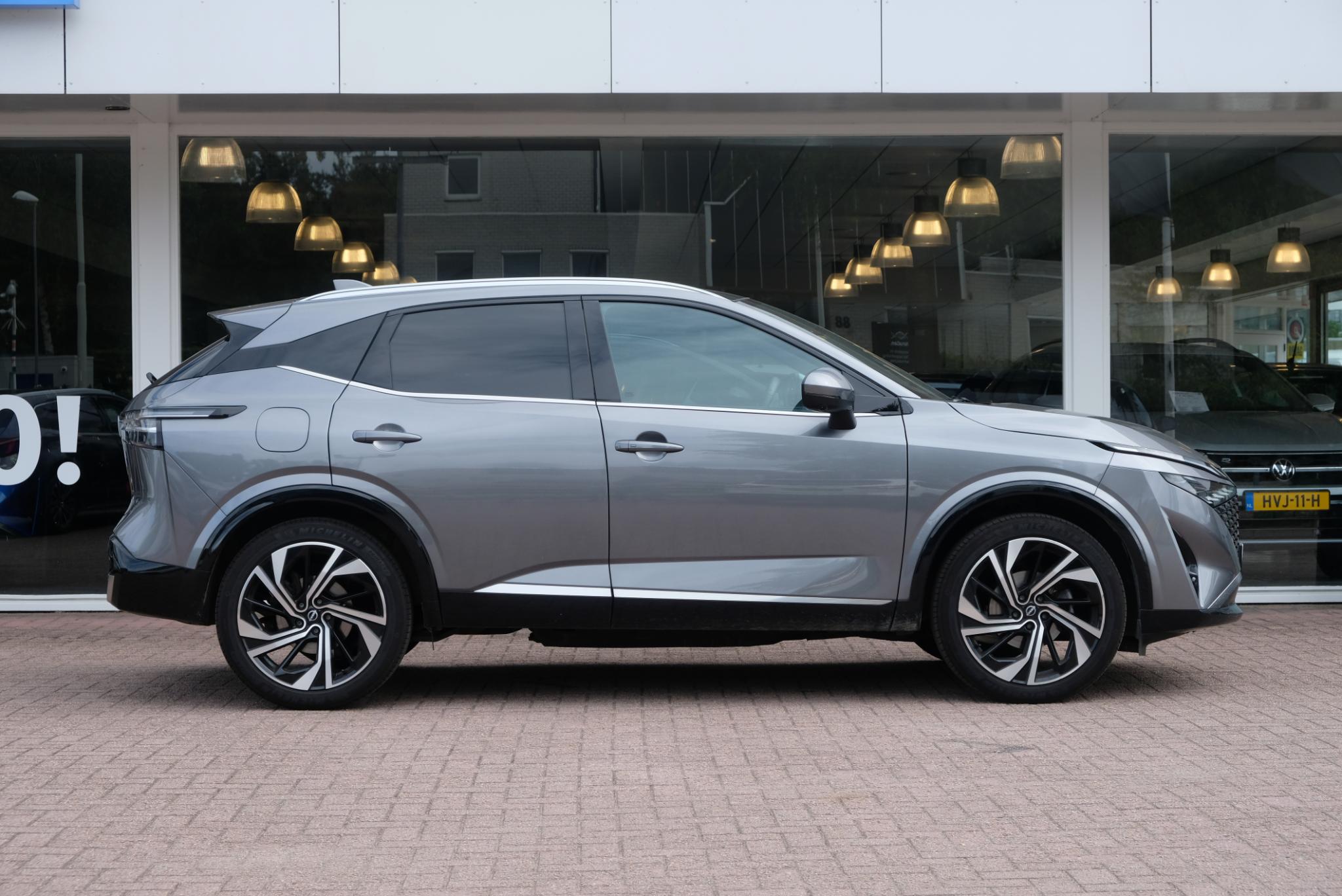 Nissan QASHQAI 1.3 MHEV 158pk Xtronic Tekna Plus | Full LED | Adaptive Cruise | 360° Camera | Leder | Head-up Display | Panoramadak | 20" velgen afbeelding 4