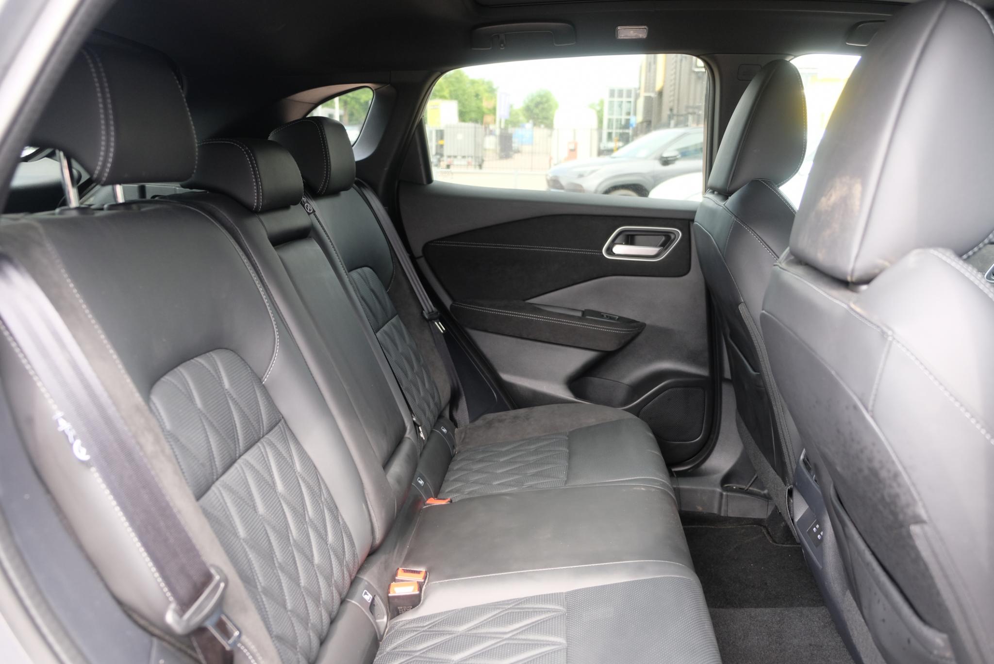 Nissan QASHQAI 1.3 MHEV 158pk Xtronic Tekna Plus | Full LED | Adaptive Cruise | 360° Camera | Leder | Head-up Display | Panoramadak | 20" velgen afbeelding 10