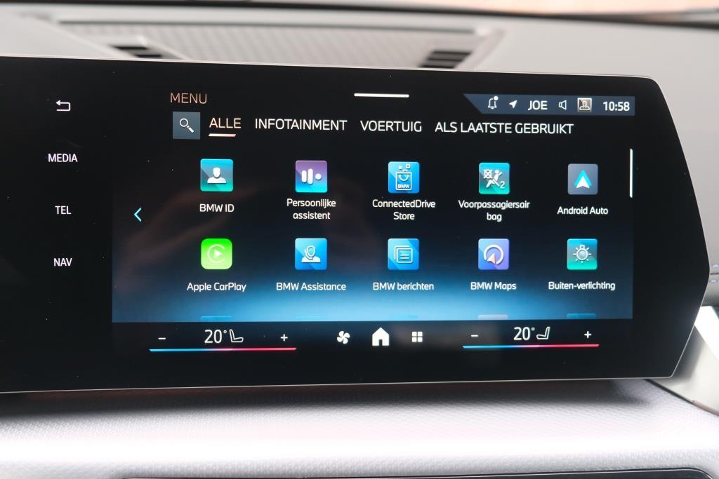 BMW X1 xDrive25e 245pk Aut. M Sport | Navi | Climate | Keyless | Camera | Alcatara | Elektrische Achterklep | Stoelverwarming | PDC afbeelding 21