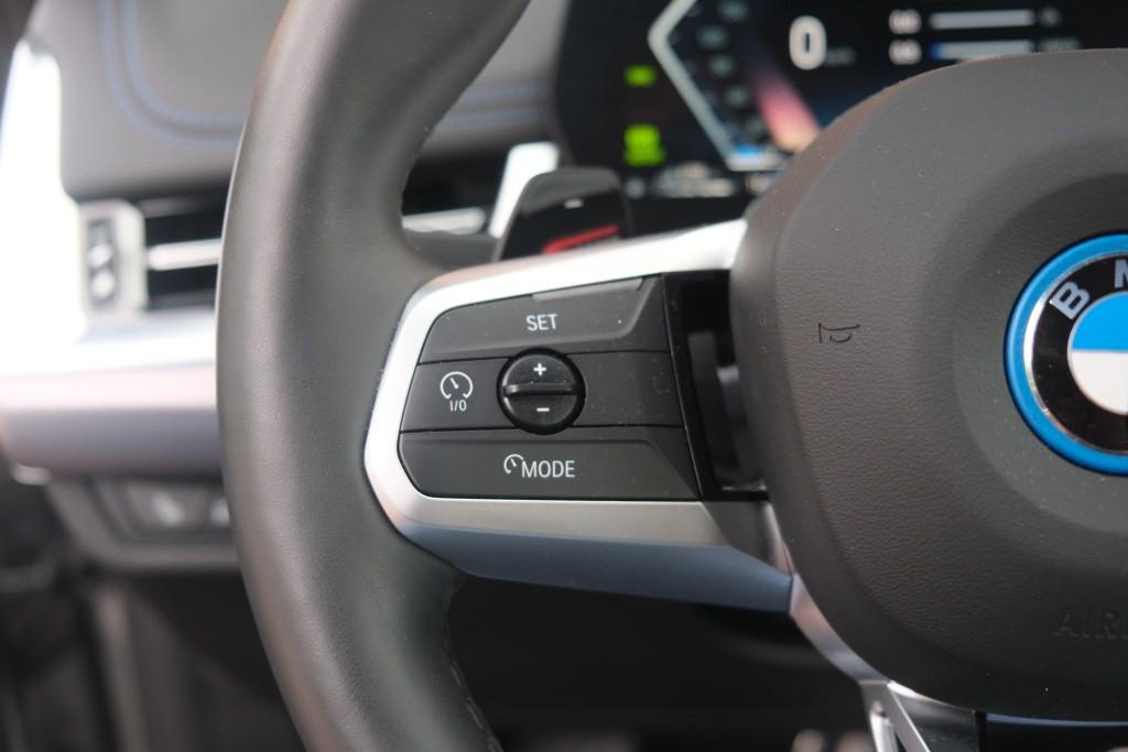 BMW X1 xDrive25e 245pk Aut. M Sport | Navi | Climate | Keyless | Camera | Alcatara | Elektrische Achterklep | Stoelverwarming | PDC afbeelding 9