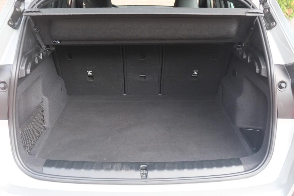 BMW X1 xDrive25e 245pk Aut. M Sport | Navi | Climate | Keyless | Camera | Alcatara | Elektrische Achterklep | Stoelverwarming | PDC afbeelding 29