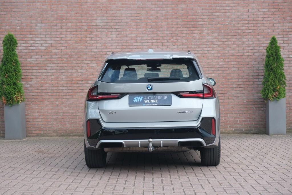 BMW X1 xDrive25e 245pk Aut. M Sport | Navi | Climate | Keyless | Camera | Alcatara | Elektrische Achterklep | Stoelverwarming | PDC afbeelding 31
