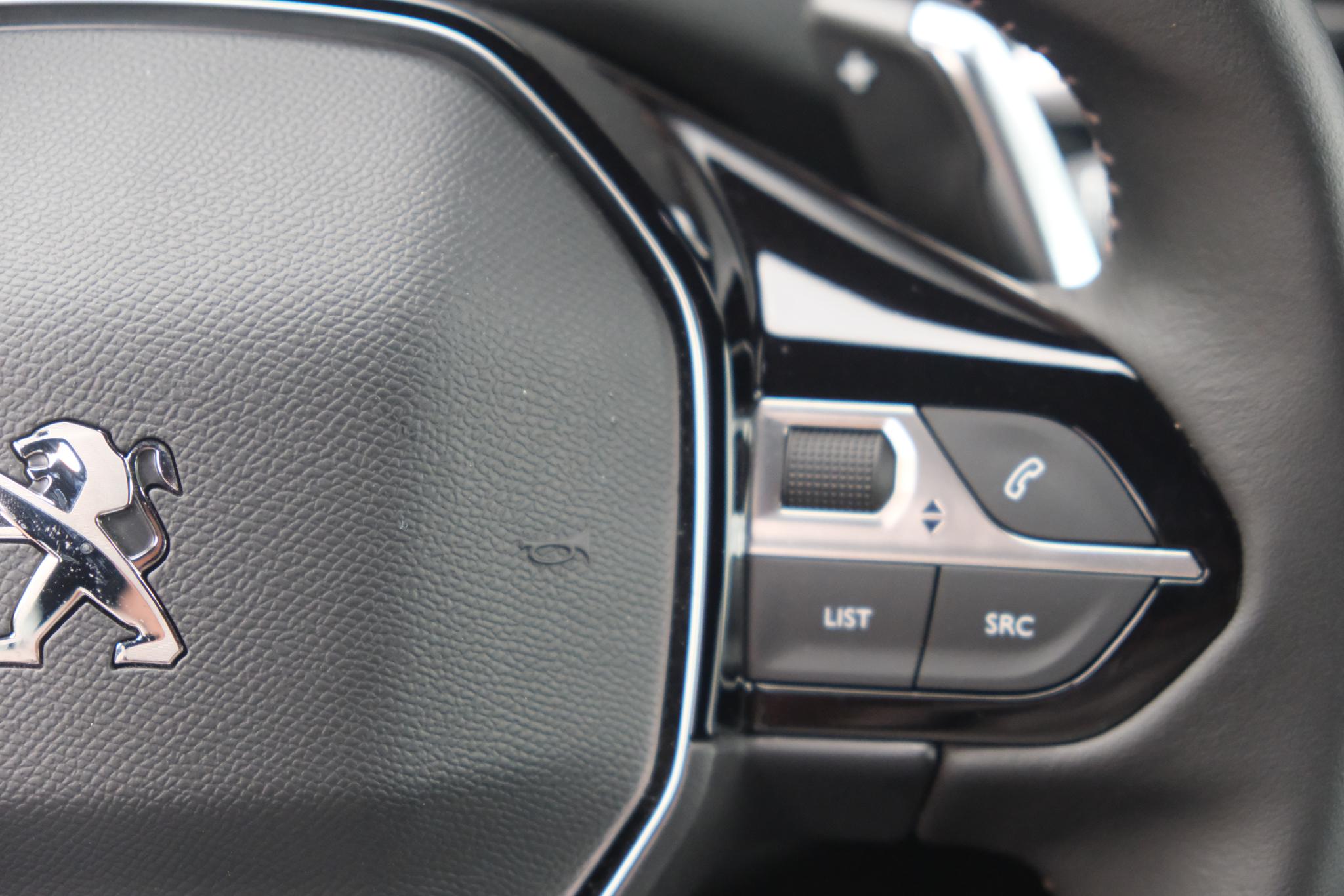 Peugeot 3008 1.6 Plug-in HYbrid 180pk EAT8 Allure Pack Business | Navi | App Connect | Adaptive Cruise | Climate | Keyless | Camera | Blind Spot afbeelding 11