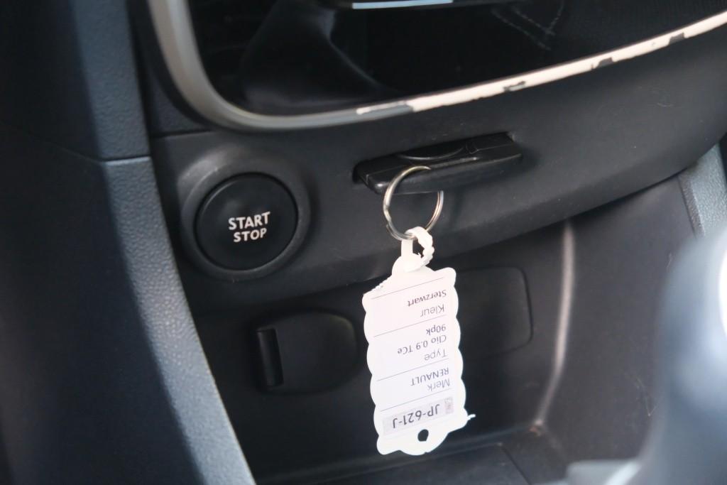 Renault Clio 0.9 TCe 90pk Estate Night&Day | Navi | Airco | Cruise | PDC | Trekhaak | 16" | Metallic afbeelding 21