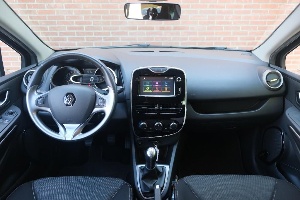 Renault Clio 0.9 TCe 90pk Estate Night&Day | Navi | Airco | Cruise | PDC | Trekhaak | 16" | Metallic afbeelding 7