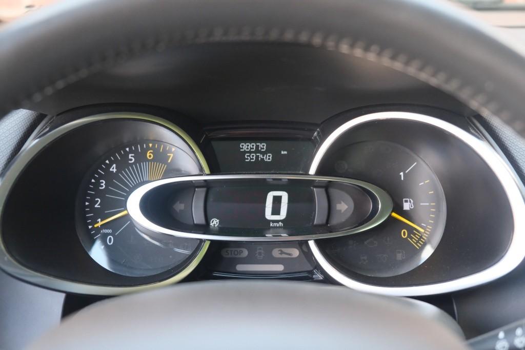 Renault Clio 0.9 TCe 90pk Estate Night&Day | Navi | Airco | Cruise | PDC | Trekhaak | 16" | Metallic afbeelding 11