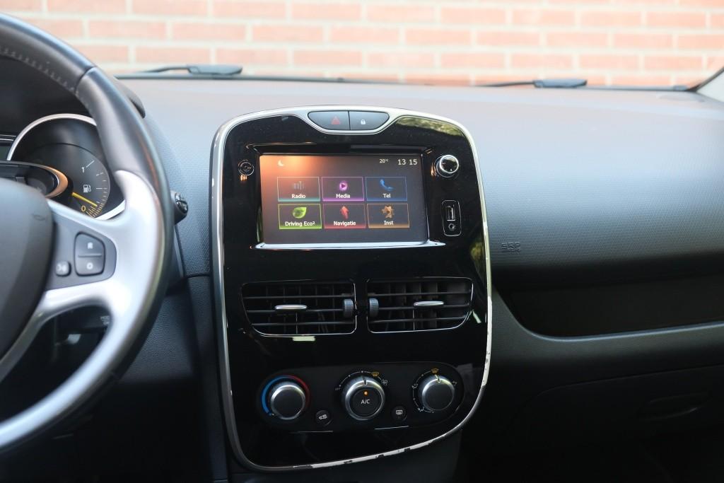 Renault Clio 0.9 TCe 90pk Estate Night&Day | Navi | Airco | Cruise | PDC | Trekhaak | 16" | Metallic afbeelding 15