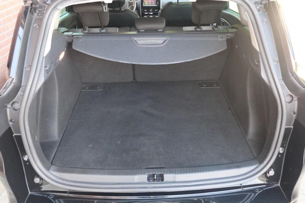 Renault Clio 0.9 TCe 90pk Estate Night&Day | Navi | Airco | Cruise | PDC | Trekhaak | 16" | Metallic afbeelding 30