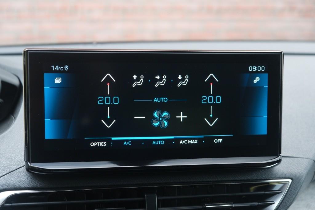 Peugeot 5008 1.2 PureTech 130pk EAT8 GT | Black Pack | Navi | App Connect | Adaptive Cruise | Keyless | Elektrische Achterklep afbeelding 19