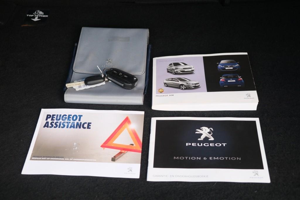 Peugeot 308 1.2 PureTech 110pk 5-drs Active | Navi | Climate | Cruise | PDC afbeelding 20