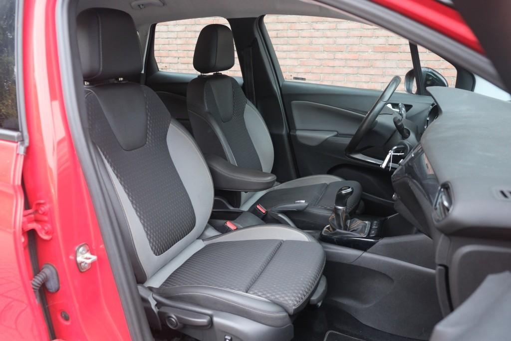 Opel Crossland X 1.2 82pk Innovation | App Connect | Climate | Cruise | Camera | PDC | Winter Pakket | Trekhaak afbeelding 6