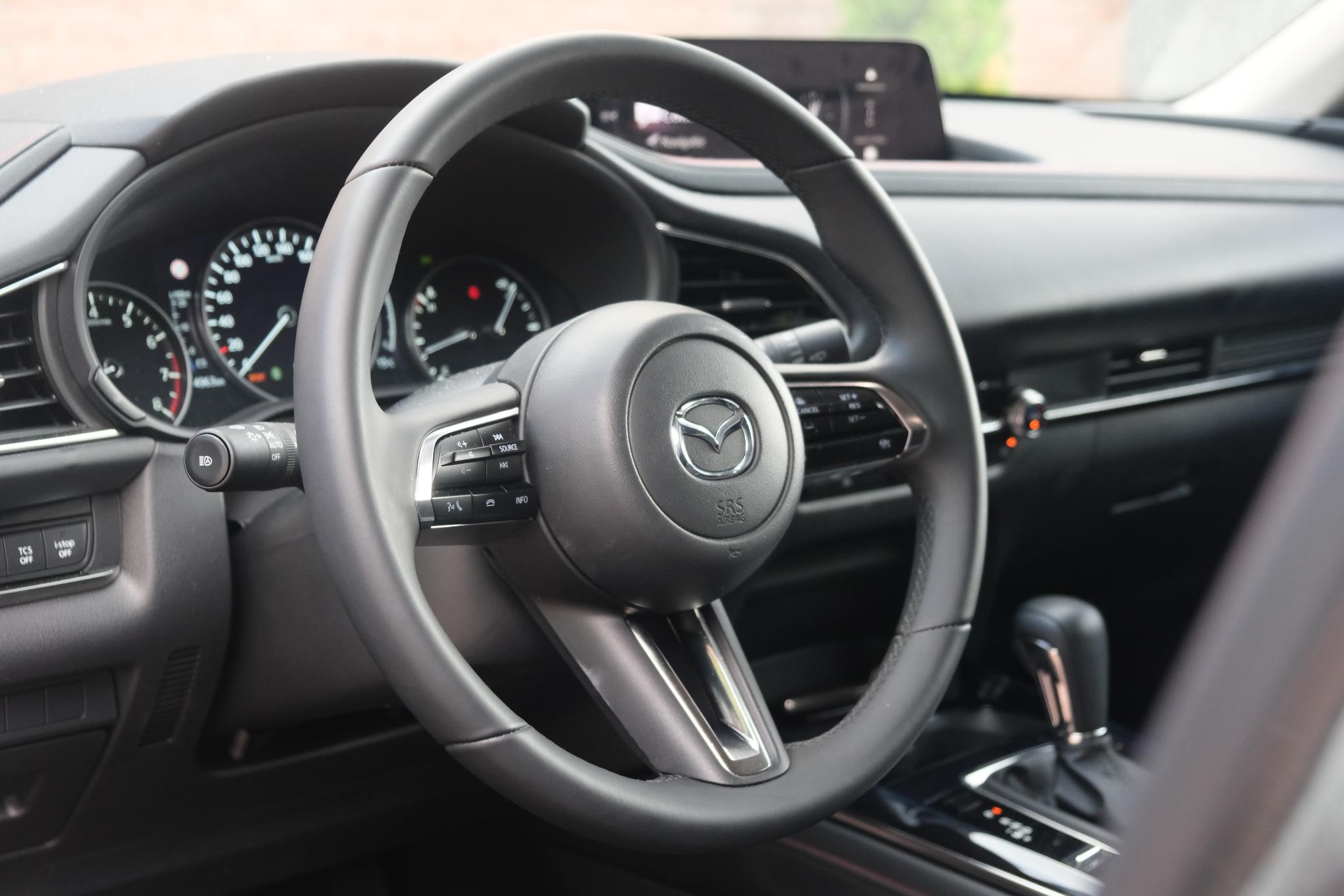 Mazda CX-30 2.5 e-SkyActiv-G M Hybrid 140pk Aut. Homura | Navi | App Connect | Climate | Adaptive Cruise | Head-Up Display | Camera | Keyless | Elektrische Achterklep afbeelding 7