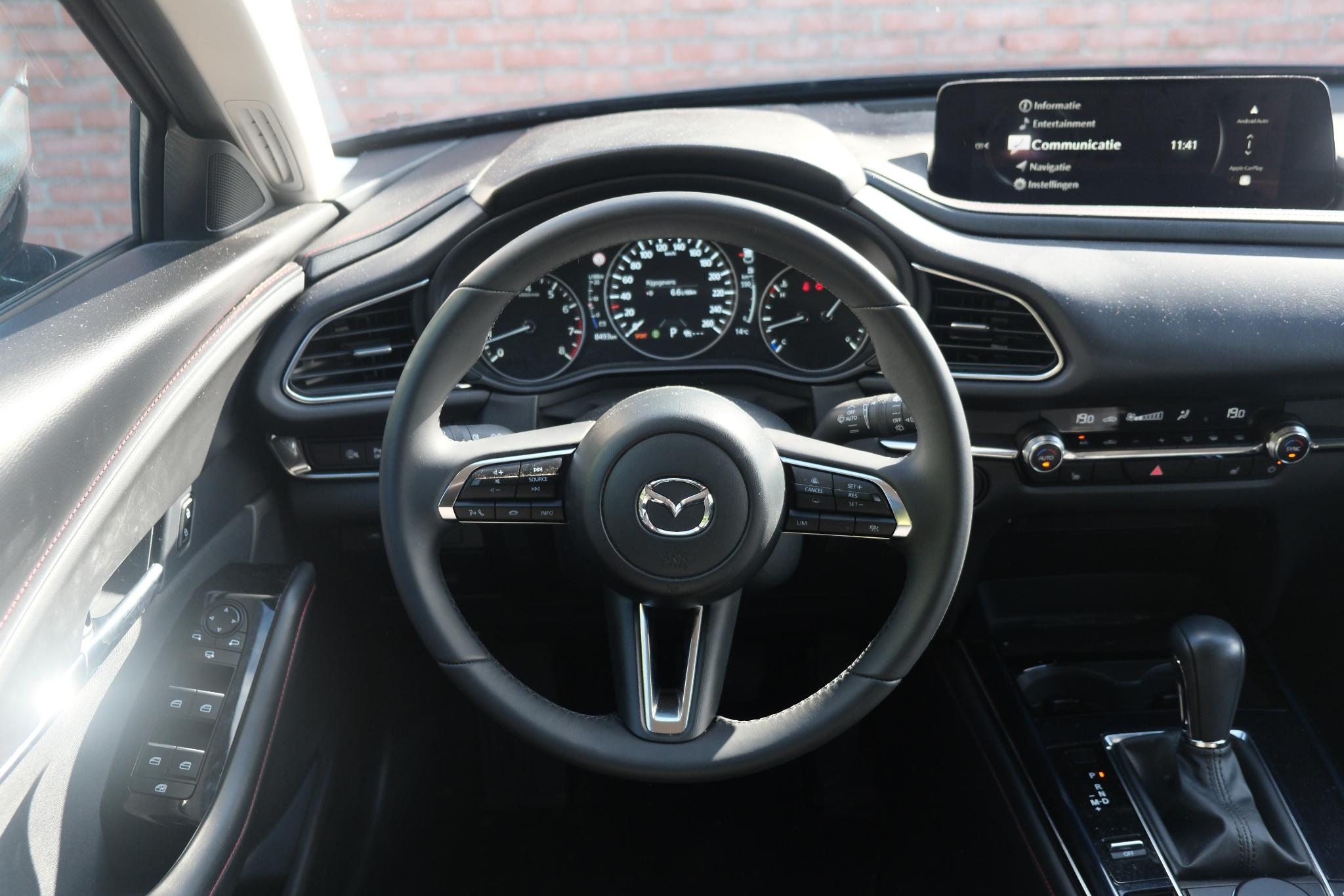 Mazda CX-30 2.5 e-SkyActiv-G M Hybrid 140pk Aut. Homura | Navi | App Connect | Climate | Adaptive Cruise | Head-Up Display | Camera | Keyless | Elektrische Achterklep afbeelding 9