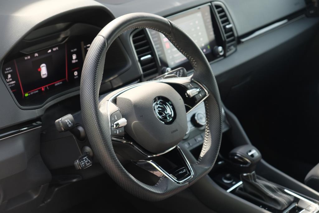 Skoda Karoq 1.5 TSi 150pk DSG Sportline | Navi | App Connect | Climate | Adaptive Cruise | Camera | Matrix LED | Elektrische Achterklep | Trekhaak afbeelding 8