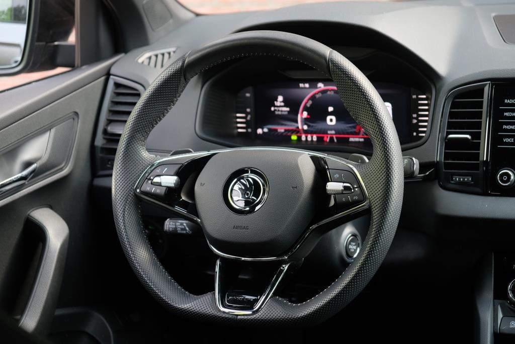 Skoda Karoq 1.5 TSi 150pk DSG Sportline | Navi | App Connect | Climate | Adaptive Cruise | Camera | Matrix LED | Elektrische Achterklep | Trekhaak afbeelding 13