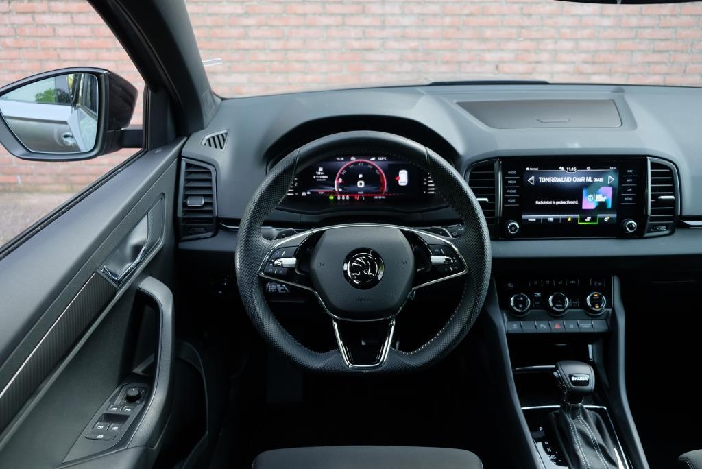 Skoda Karoq 1.5 TSi 150pk DSG Sportline | Navi | App Connect | Climate | Adaptive Cruise | Camera | Matrix LED | Elektrische Achterklep | Trekhaak afbeelding 15