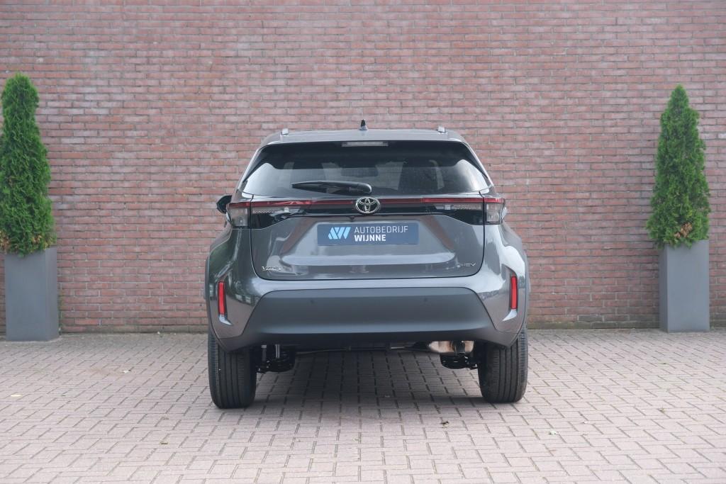 Toyota Yaris Cross 1.5 Hybrid 130pk CVT Teamplayer | App Connect | Climate | Adaptive Cruise | Full LED | Camera | Keyless | Blind Spot | Stoelverwarming afbeelding 32