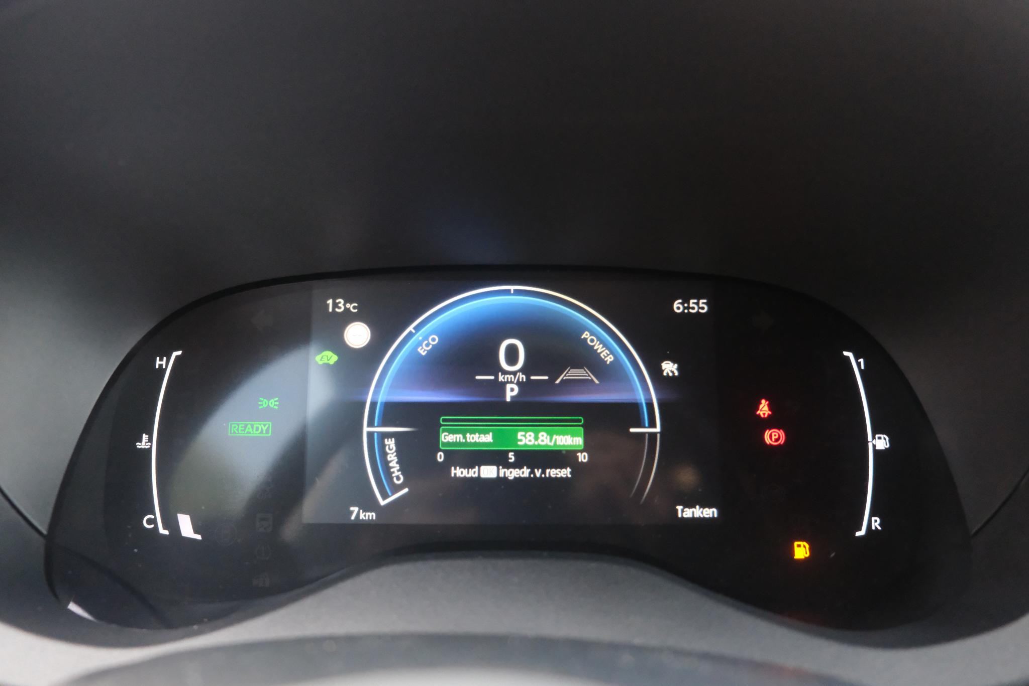 Toyota Yaris Cross 1.5 Hybrid 130pk CVT Teamplayer | App Connect | Climate | Adaptive Cruise | Full LED | Camera | Keyless | Blind Spot | Stoelverwarming afbeelding 11