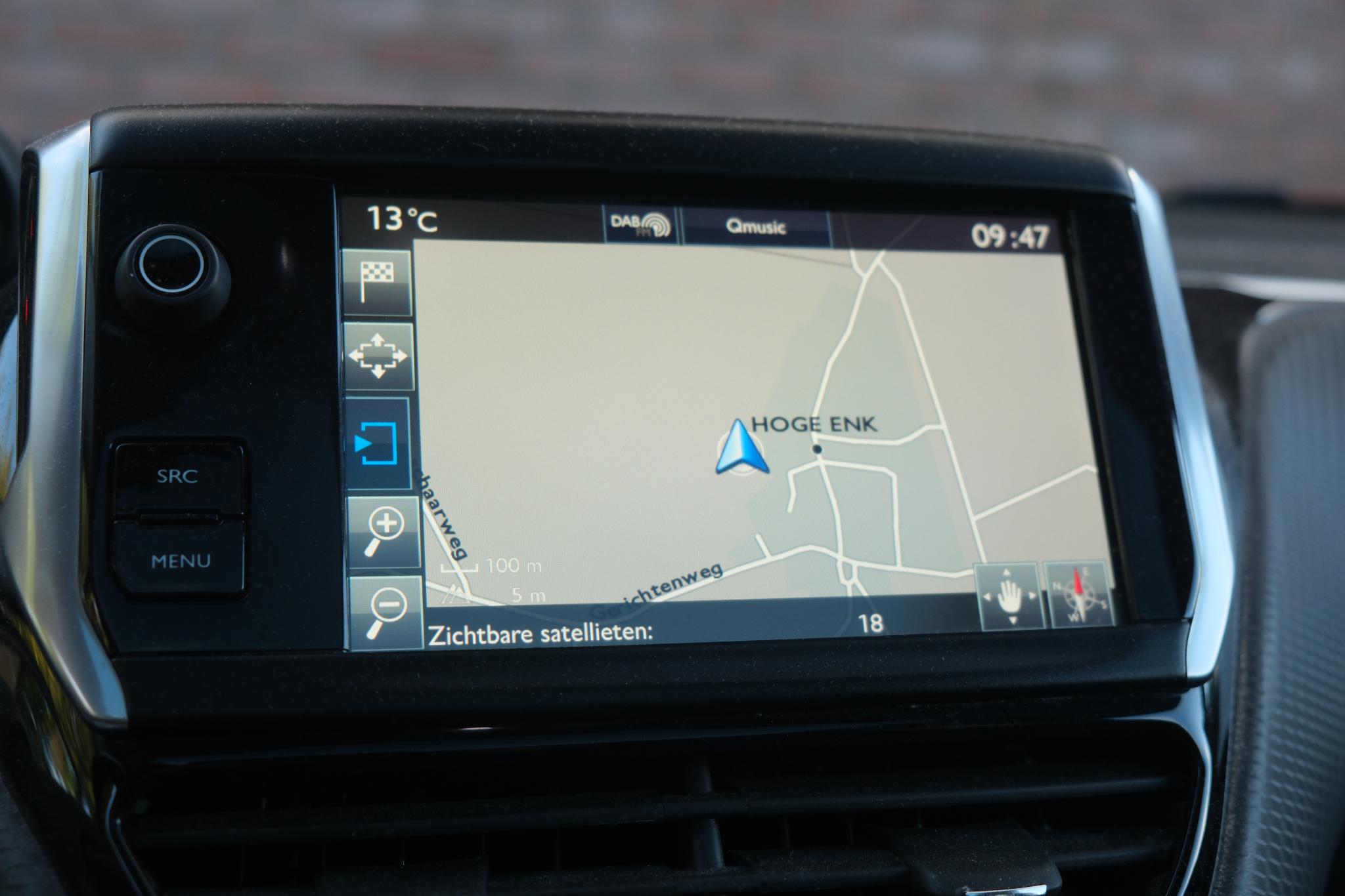 Peugeot 208 1.2 Turbo 110pk 5-drs Allure | Navi | App Connect | Climate | Cruise | Panoramadak | Camera | PDC afbeelding 20