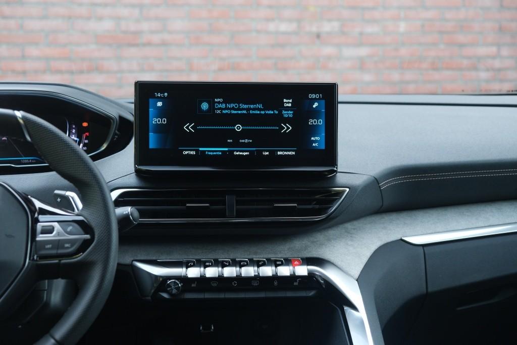 Peugeot 5008 1.2 PureTech 130pk EAT8 GT | Black Pack | Navi | App Connect | Adaptive Cruise | Keyless | Elektrische Achterklep afbeelding 15