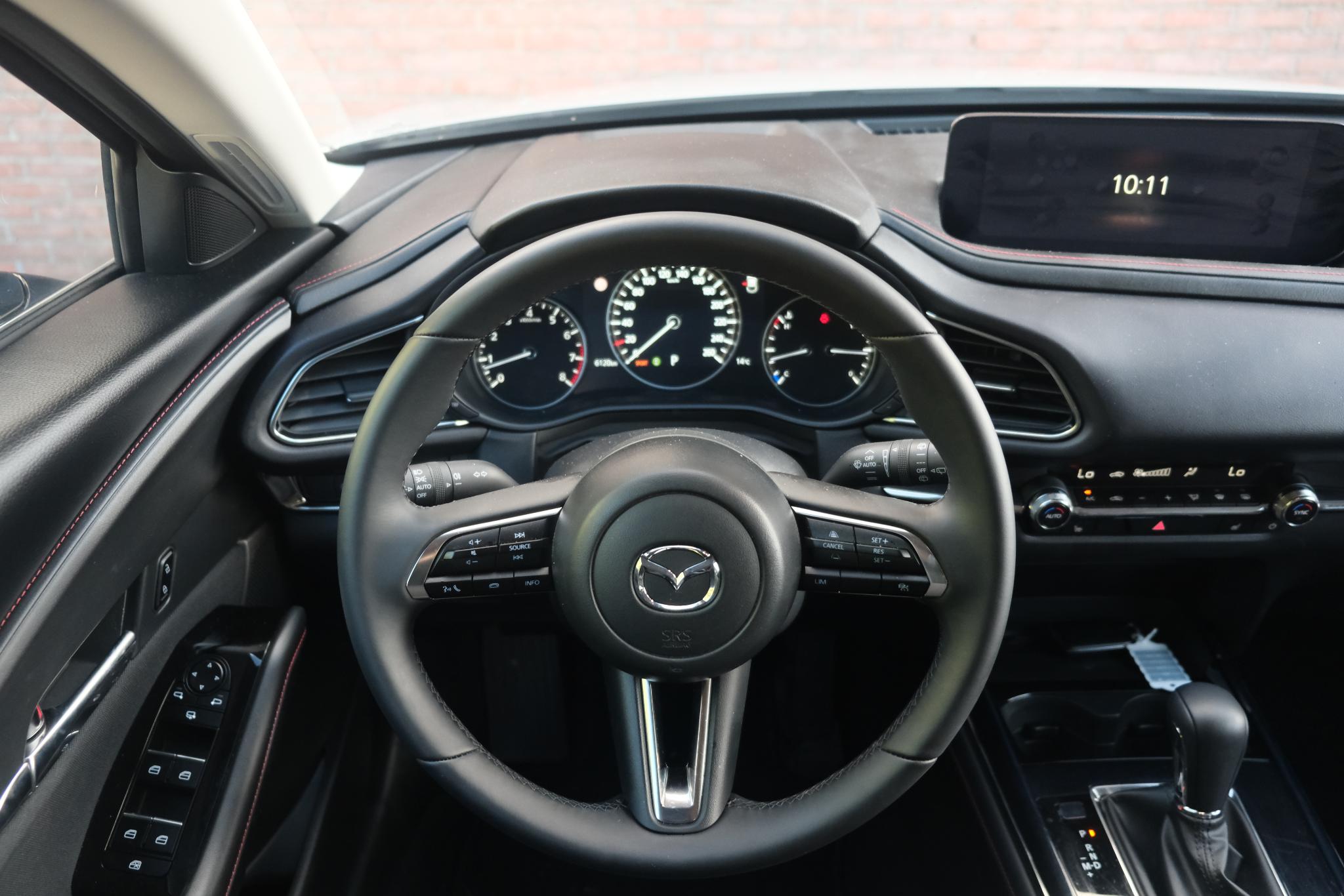 Mazda CX-30 2.5 e-SkyActiv-G M Hybrid 140pk Aut. Homura | Navi | App Connect | Climate | Adaptive Cruise | Head-Up Display | Camera | Keyless | Elektrische Achterklep afbeelding 8