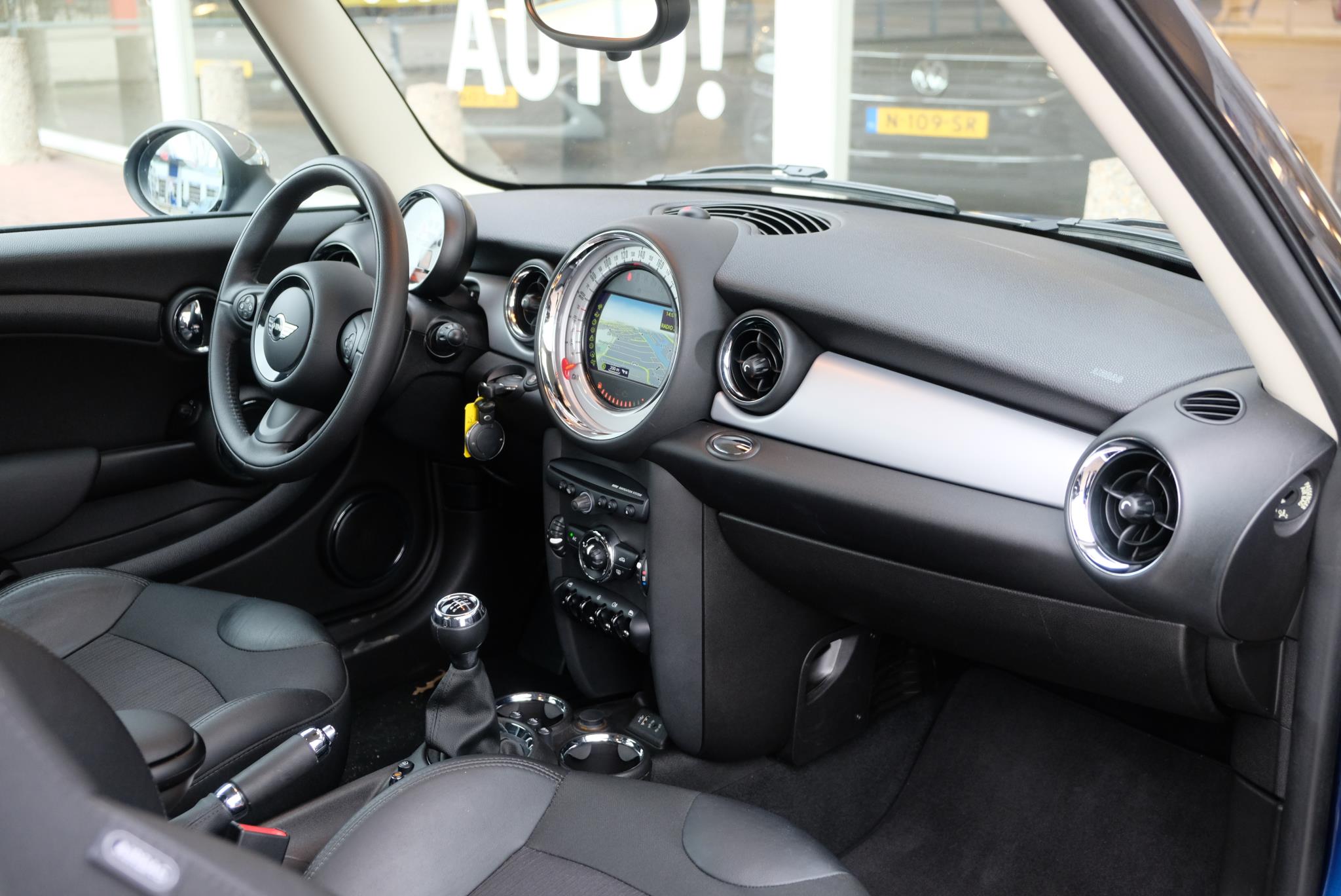 MINI Mini 1.6 75pk One Holland Street | Navi |Airco | Cruise | Half Leer afbeelding 7