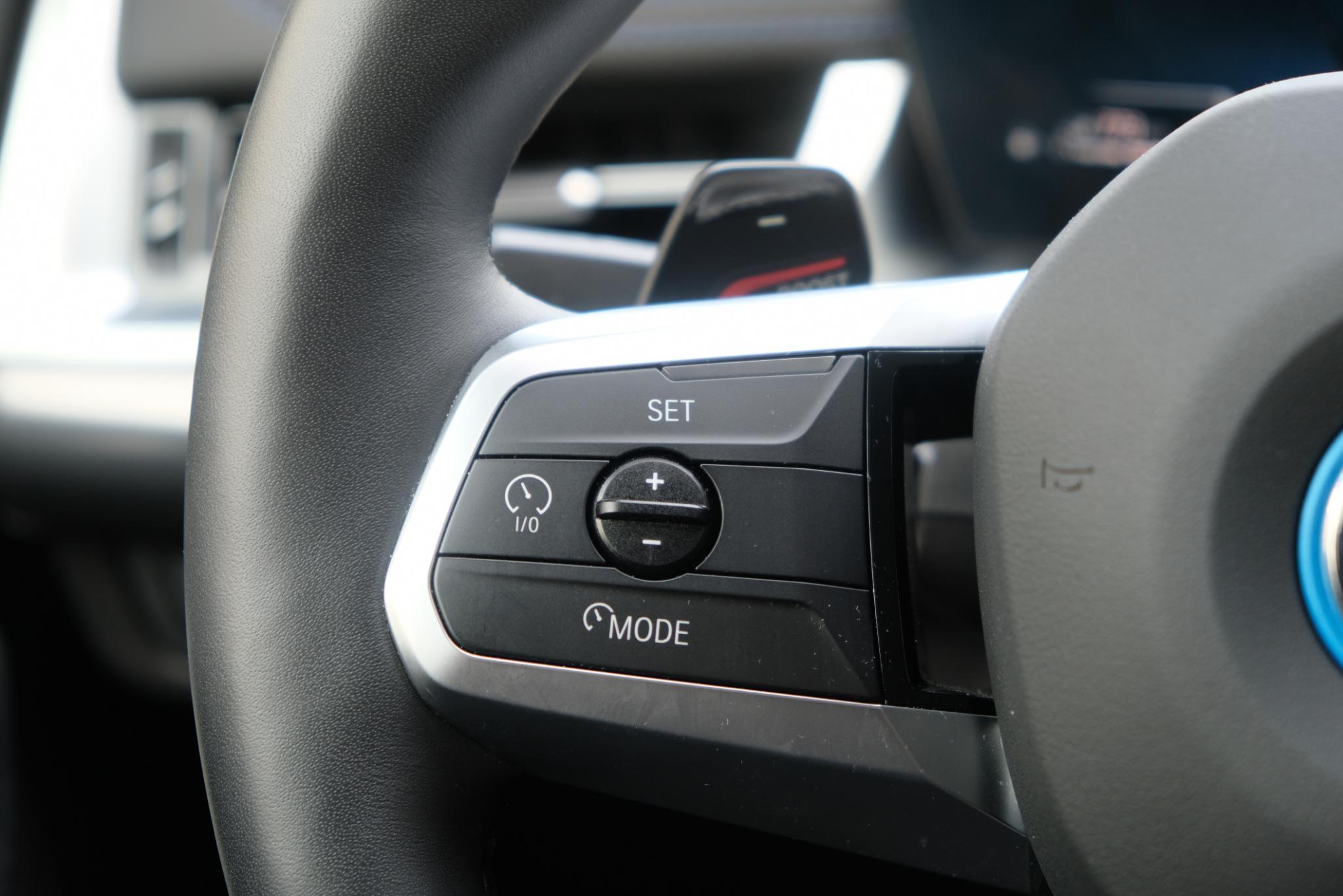 BMW X1 xDrive25e 245pk Aut. M Sport | Navi | Climate | Keyless | Camera | Alcatara | Elektrische Achterklep | Stoelverwarming | PDC afbeelding 15