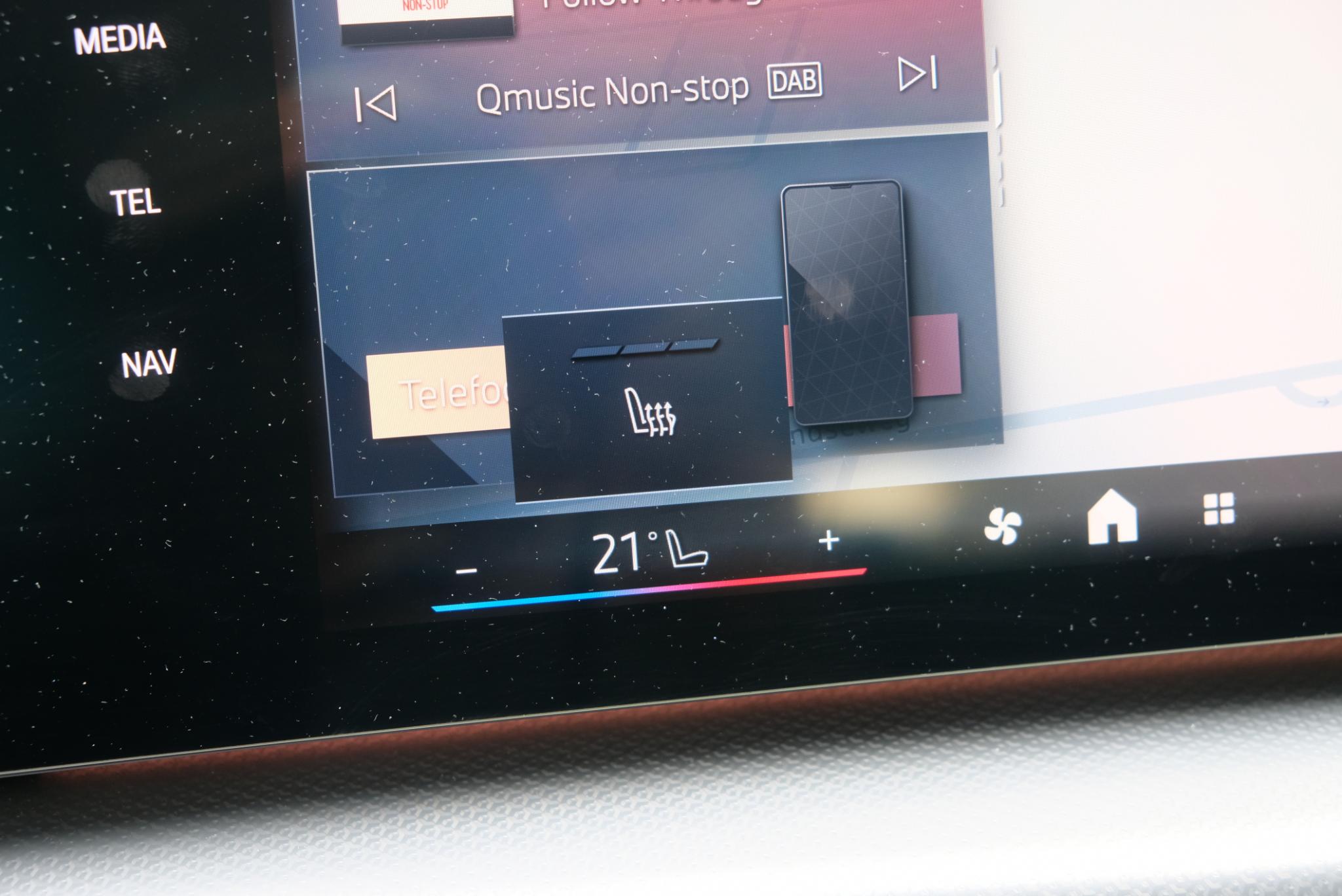 BMW X1 xDrive25e 245pk Aut. M Sport | Navi | Climate | Keyless | Camera | Alcatara | Elektrische Achterklep | Stoelverwarming | PDC afbeelding 23