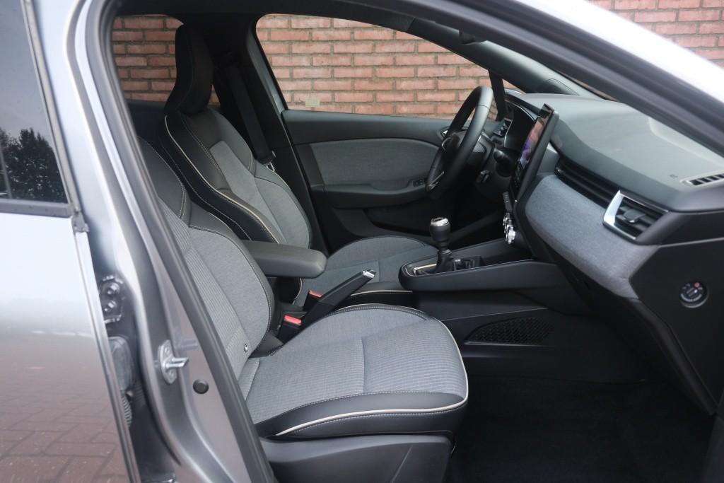 Renault Clio 1.0 TCe 90pk Techno | Navi | App Connect | Climate | Cruise | Camera | Keyless | PDC afbeelding 4