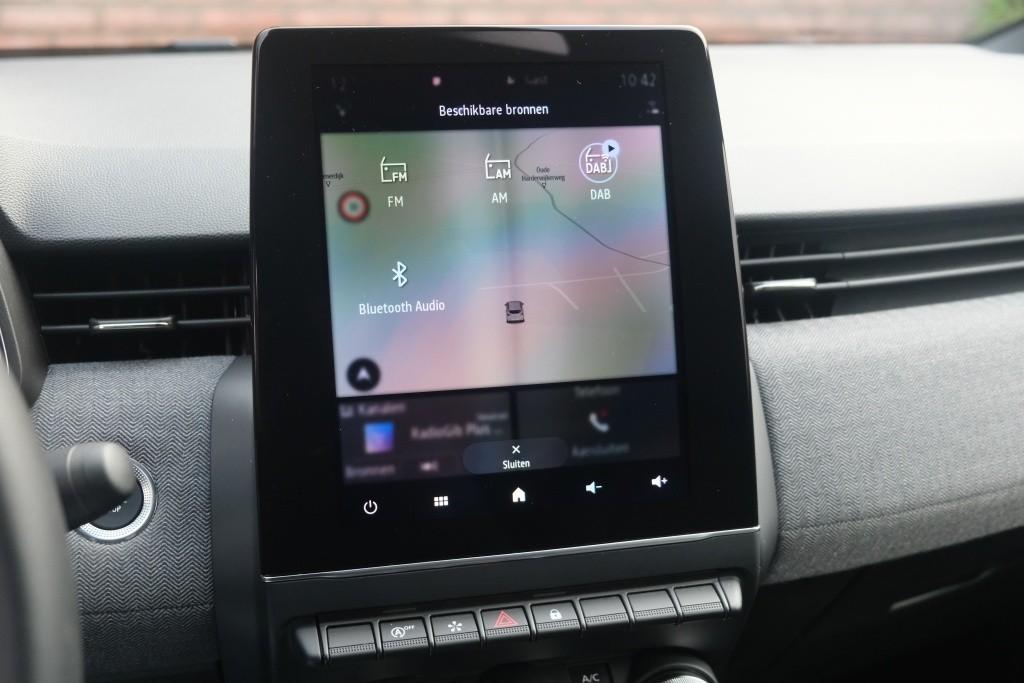 Renault Clio 1.0 TCe 90pk Techno | Navi | App Connect | Climate | Cruise | Camera | Keyless | PDC afbeelding 19