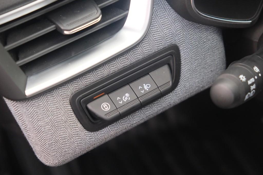 Renault Clio 1.0 TCe 90pk Techno | Navi | App Connect | Climate | Cruise | Camera | Keyless | PDC afbeelding 25