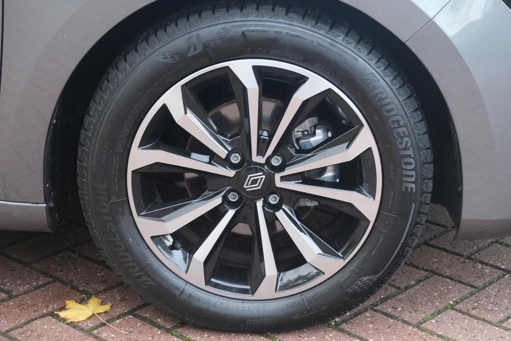 Renault Clio 1.0 TCe 90pk Techno | Navi | App Connect | Climate | Cruise | Camera | Keyless | PDC afbeelding 26