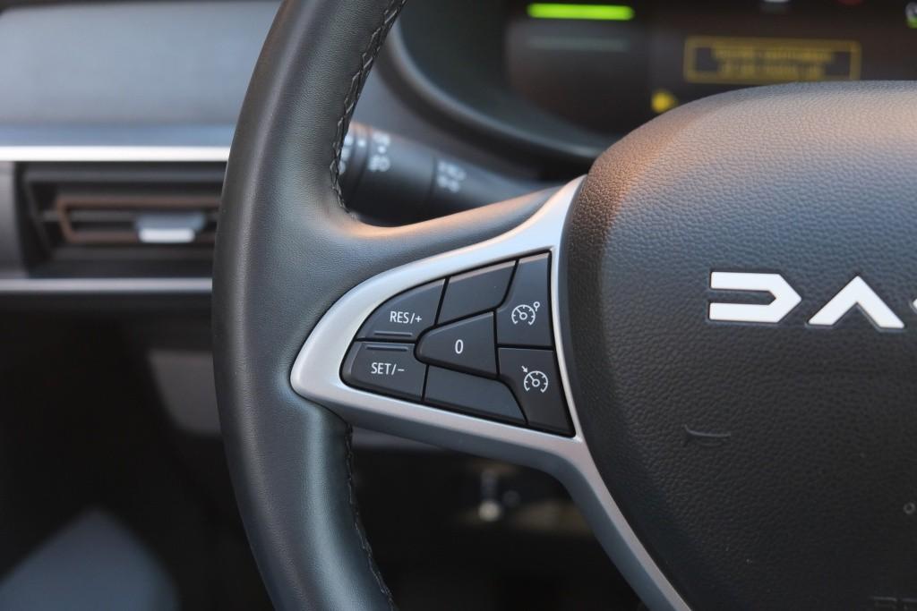 Dacia Jogger 1.6 Hybrid 140pk Aut. Extreme 7p. | Navi | App Connect | Climate | Cruise | Camera | Keyless | Blind Spot | PDC afbeelding 10