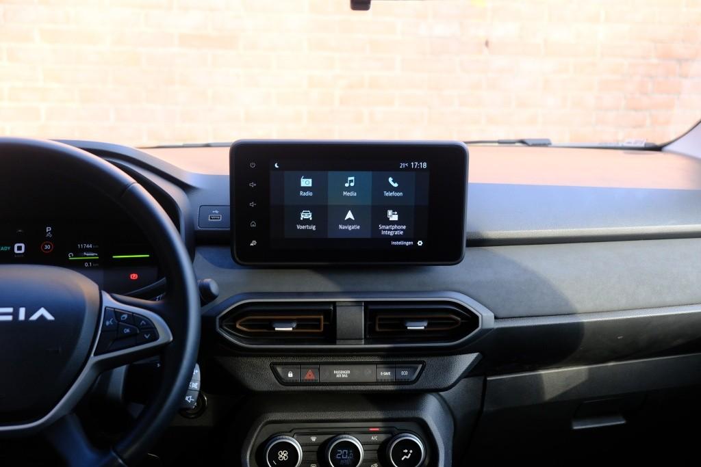 Dacia Jogger 1.6 Hybrid 140pk Aut. Extreme 7p. | Navi | App Connect | Climate | Cruise | Camera | Keyless | Blind Spot | PDC afbeelding 15