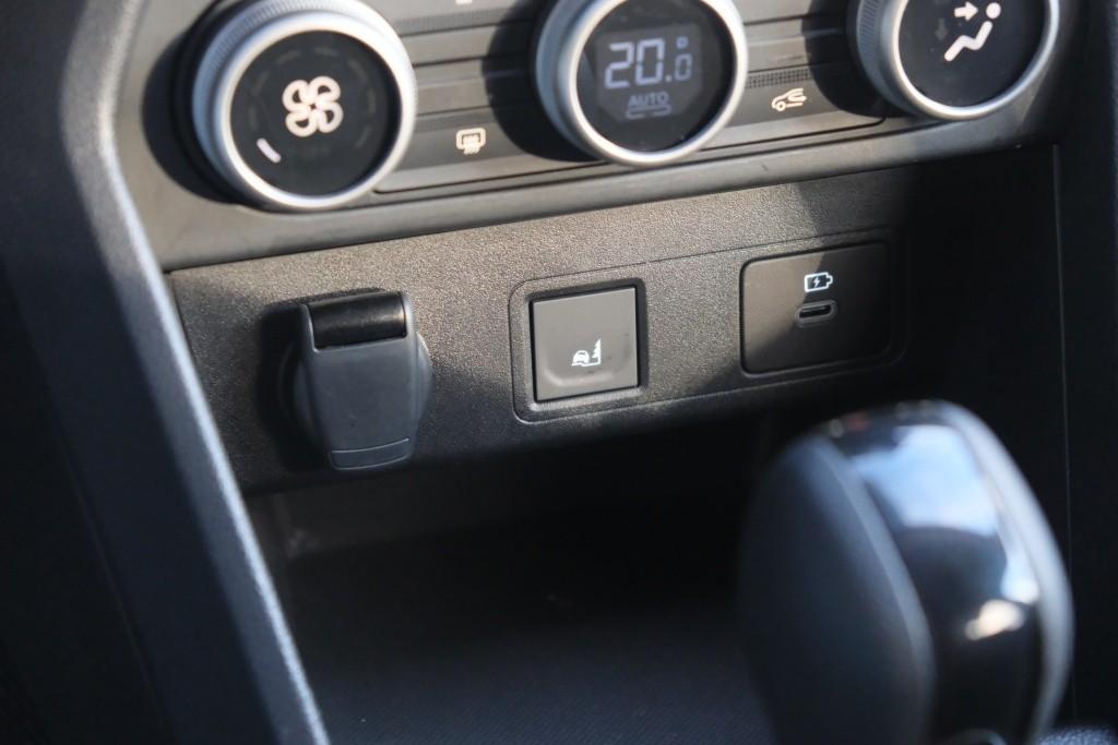 Dacia Jogger 1.6 Hybrid 140pk Aut. Extreme 7p. | Navi | App Connect | Climate | Cruise | Camera | Keyless | Blind Spot | PDC afbeelding 23