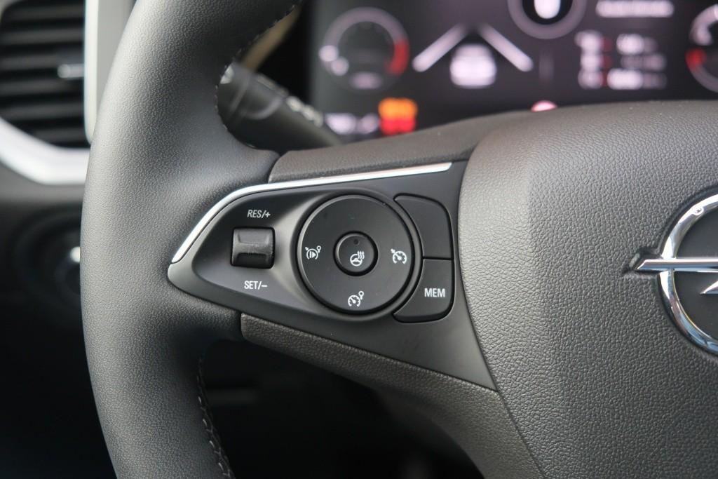 Opel Grandland 1.2 Turbo 130pk GS | Navi | App Connect | Climate | Cruise | Camera | Blind Spot | Winter Pakket afbeelding 8