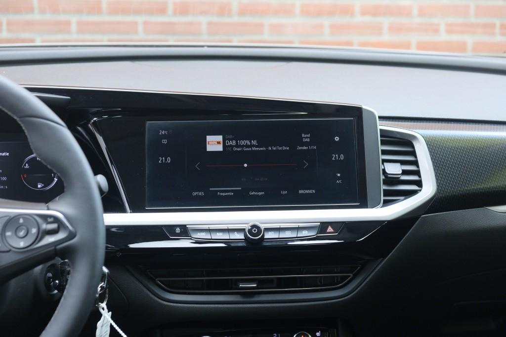 Opel Grandland 1.2 Turbo 130pk GS | Navi | App Connect | Climate | Cruise | Camera | Blind Spot | Winter Pakket afbeelding 13