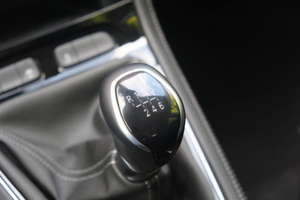 Opel Grandland 1.2 Turbo 130pk GS | Navi | App Connect | Climate | Cruise | Camera | Blind Spot | Winter Pakket afbeelding 20