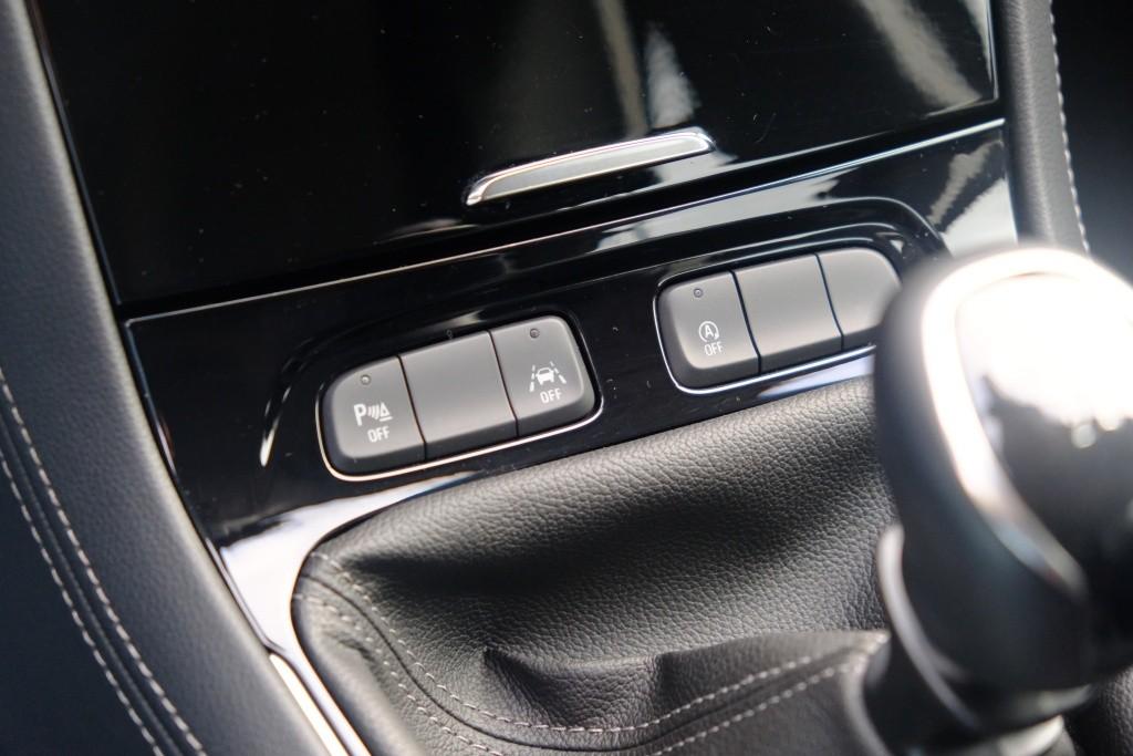 Opel Grandland 1.2 Turbo 130pk GS | Navi | App Connect | Climate | Cruise | Camera | Blind Spot | Winter Pakket afbeelding 21