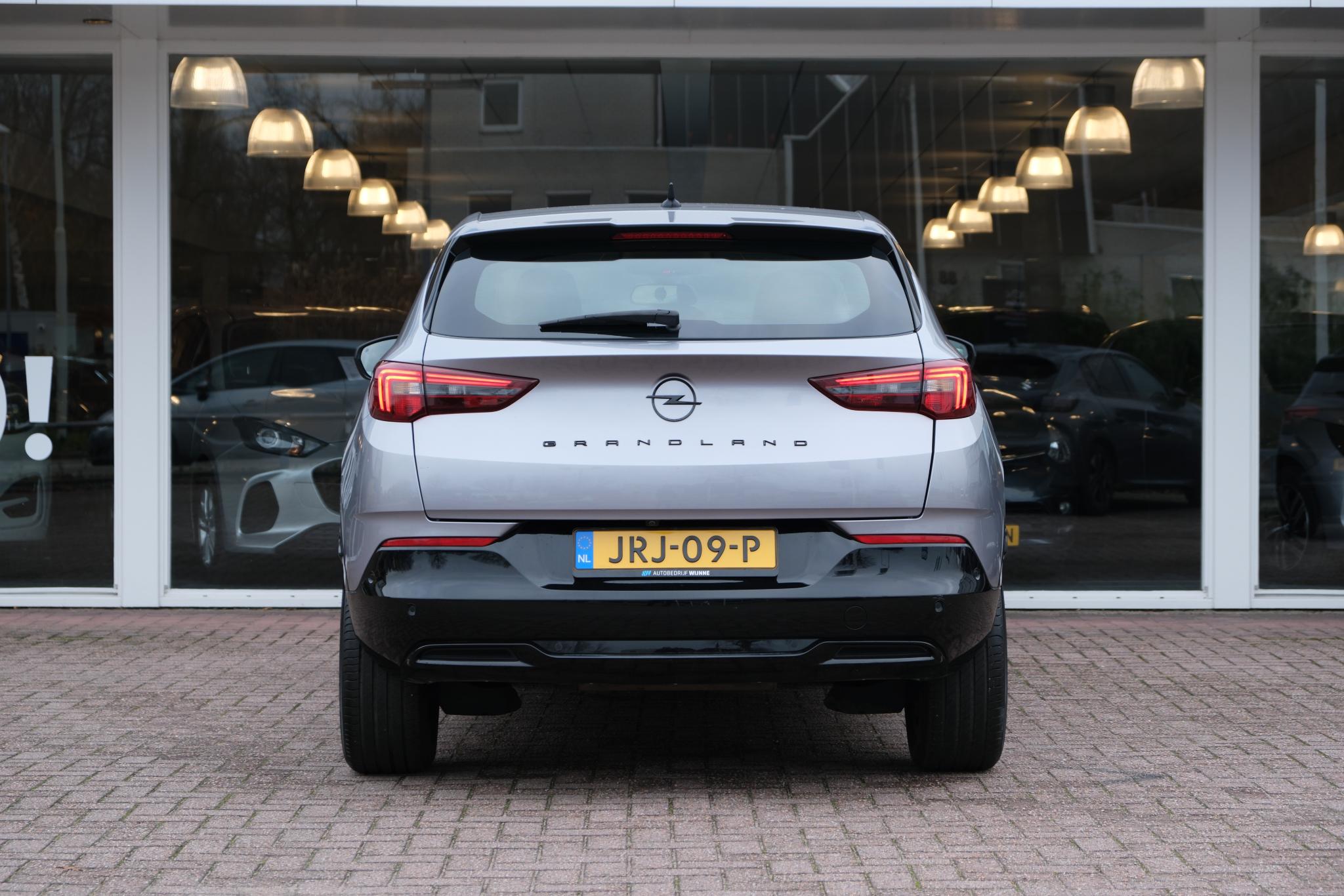 Opel Grandland 1.2 Turbo 130pk GS | Navi | App Connect | Climate | Cruise | Camera | Blind Spot | Winter Pakket afbeelding 5