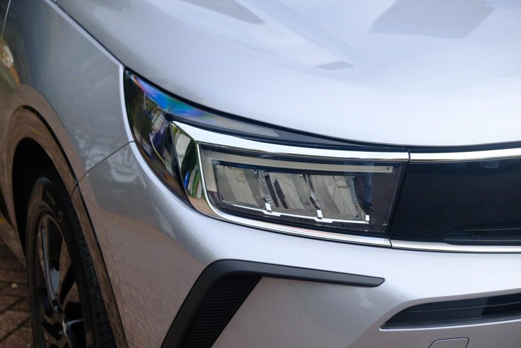 Opel Grandland 1.2 Turbo 130pk GS | Navi | App Connect | Climate | Cruise | Camera | Blind Spot | Winter Pakket afbeelding 32