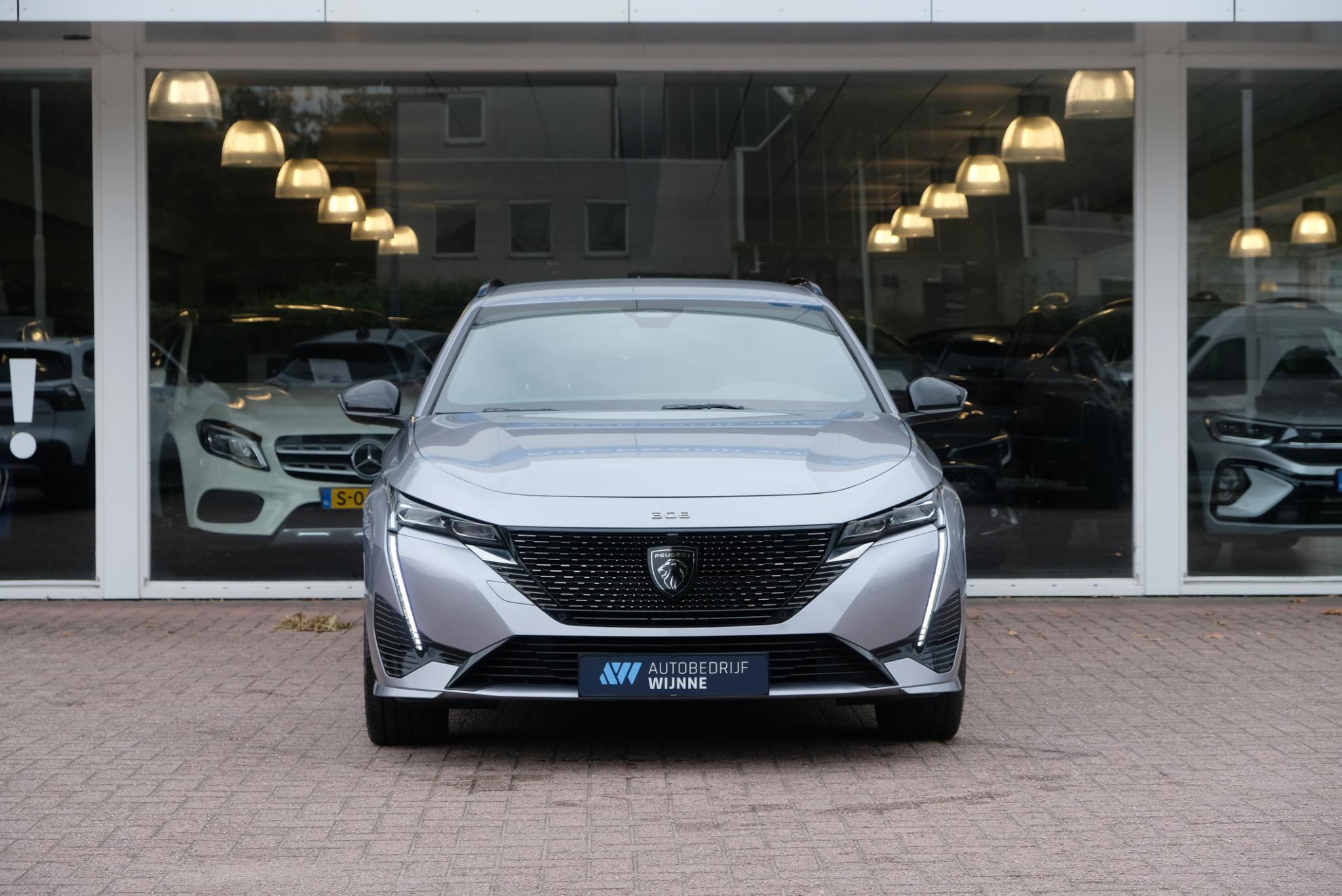 Peugeot 308 SW 1.2 PureTech 130pk EAT8 GT | Navi | App Connect | Climate | Adaptive Cruise | Camera | Keyless | PDC | 18" velgen afbeelding 3