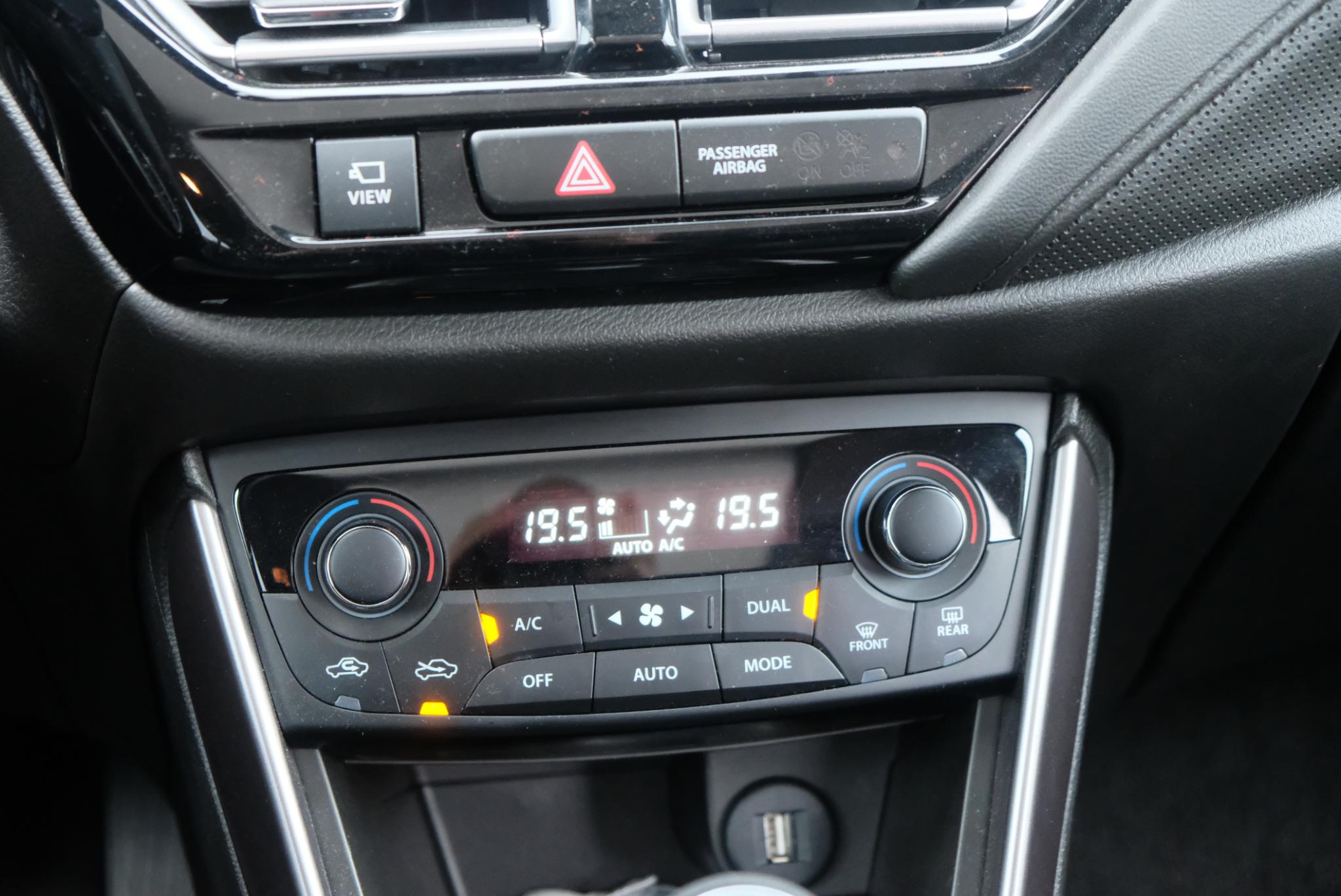 Suzuki S-Cross 1.4 Boosterjet 130pk Style Smart Hybrid | Navi | App Connect | Climate | Adaptive Cruise | Panoramadak | 360° Camera | Keyless | Blind Spot afbeelding 12